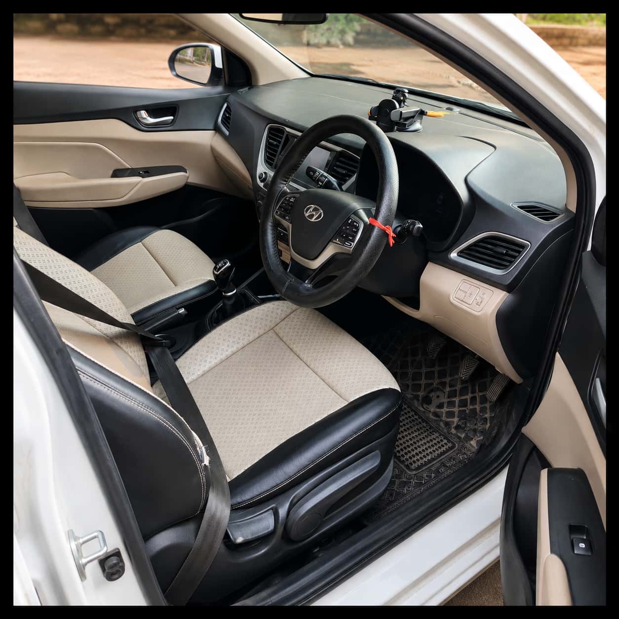 Pre-owned cars in Prayagraj | Second hand car dealer in Prayagraj | City Car Hub